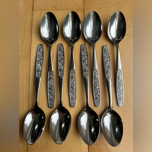 Stainless Japan Spoon Set - Picture 2 of 4